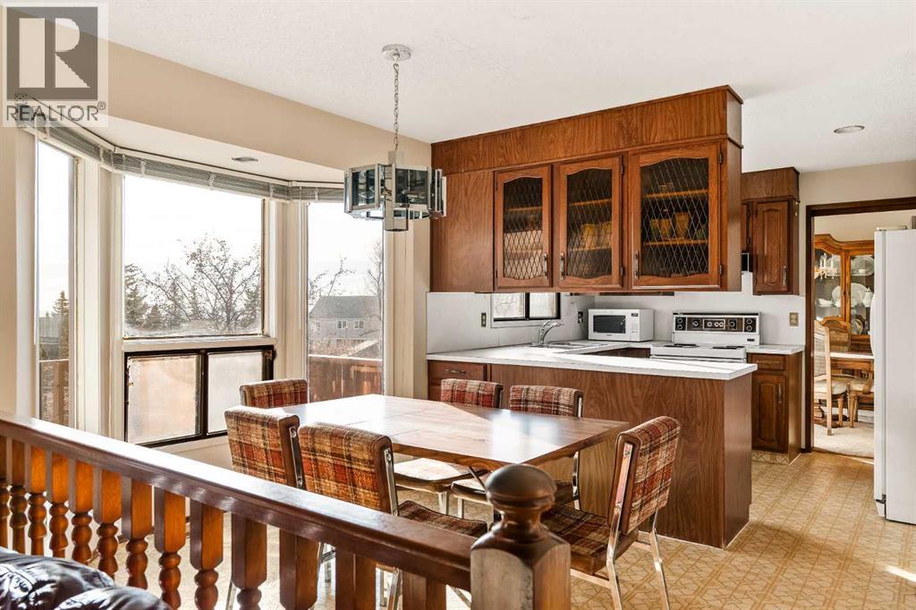 16 Edgeland Bay Nw, Calgary, Alberta  T3A 2Y7 - Photo 24 - A2270497