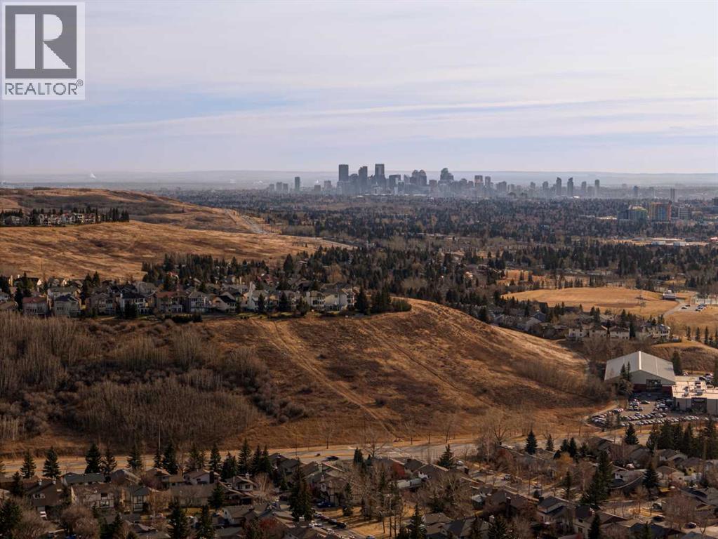 16 Edgeland Bay Nw, Calgary, Alberta  T3A 2Y7 - Photo 9 - A2270497