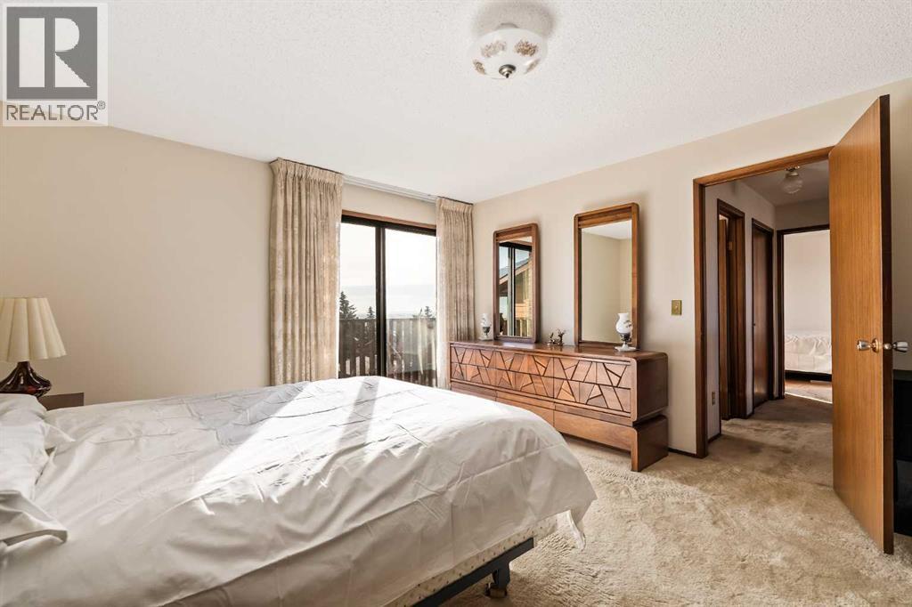 16 Edgeland Bay Nw, Calgary, Alberta  T3A 2Y7 - Photo 39 - A2270497