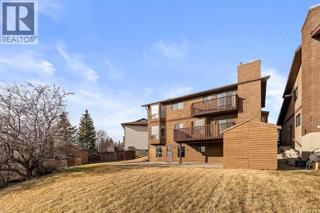 16 Edgeland Bay Nw, Calgary, Alberta  T3A 2Y7 - Photo 49 - A2270497