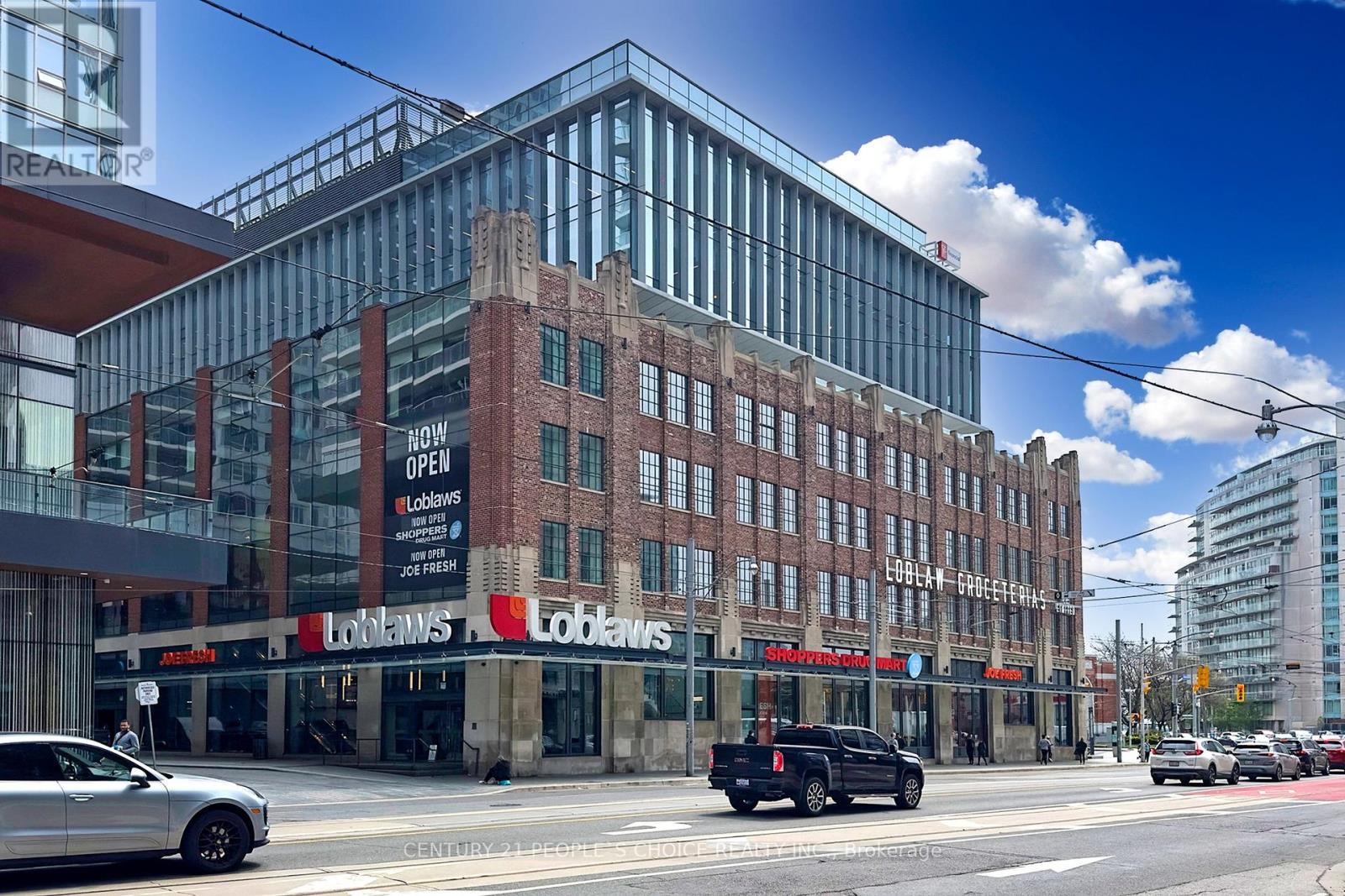 1006 - 17 Bathurst Street Nw, Toronto, Ontario  M5V 0N1 - Photo 2 - C12560618