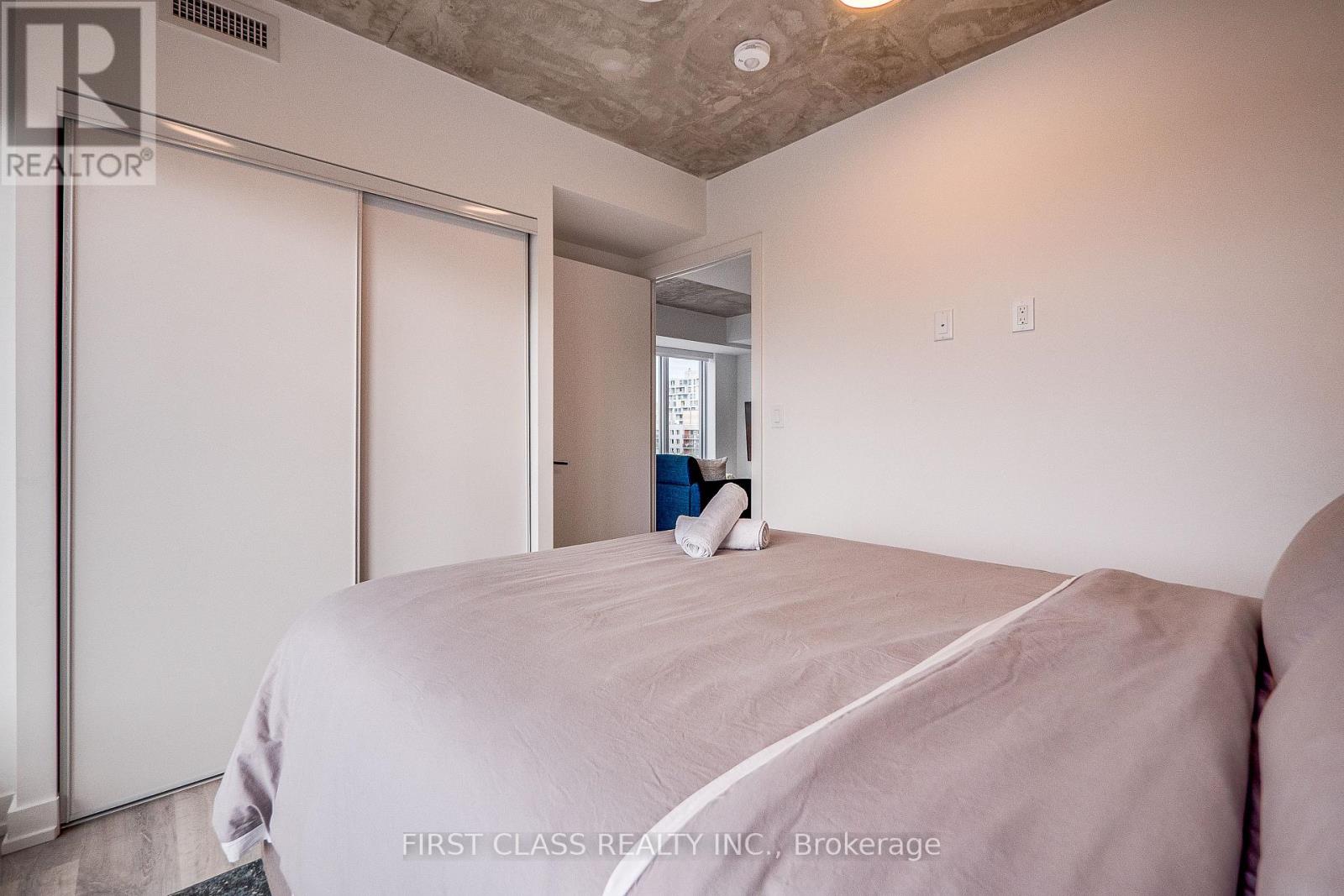 807 - 2 Augusta Avenue, Toronto, Ontario  M5V 0T3 - Photo 23 - C12560622