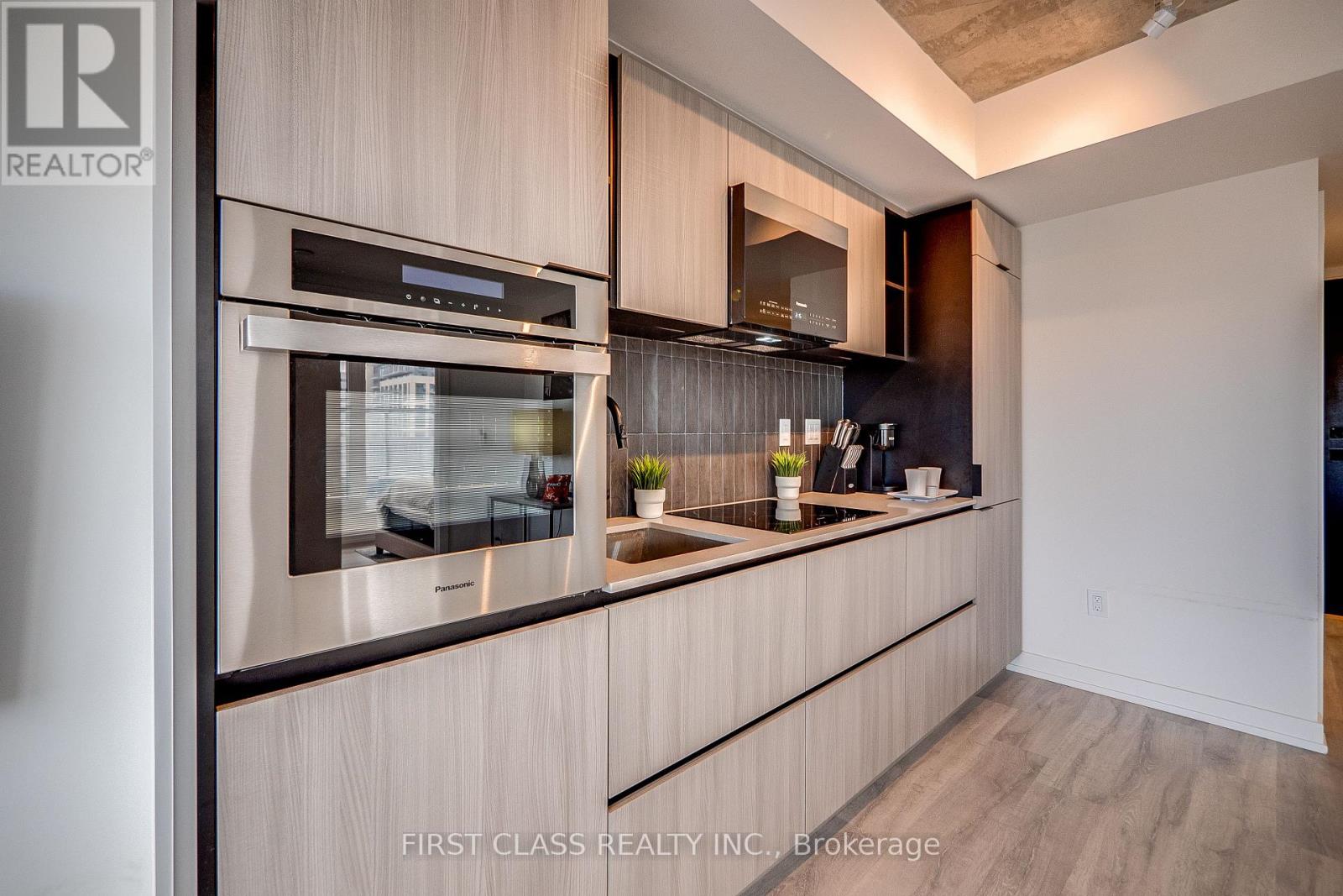 807 - 2 Augusta Avenue, Toronto, Ontario  M5V 0T3 - Photo 7 - C12560622