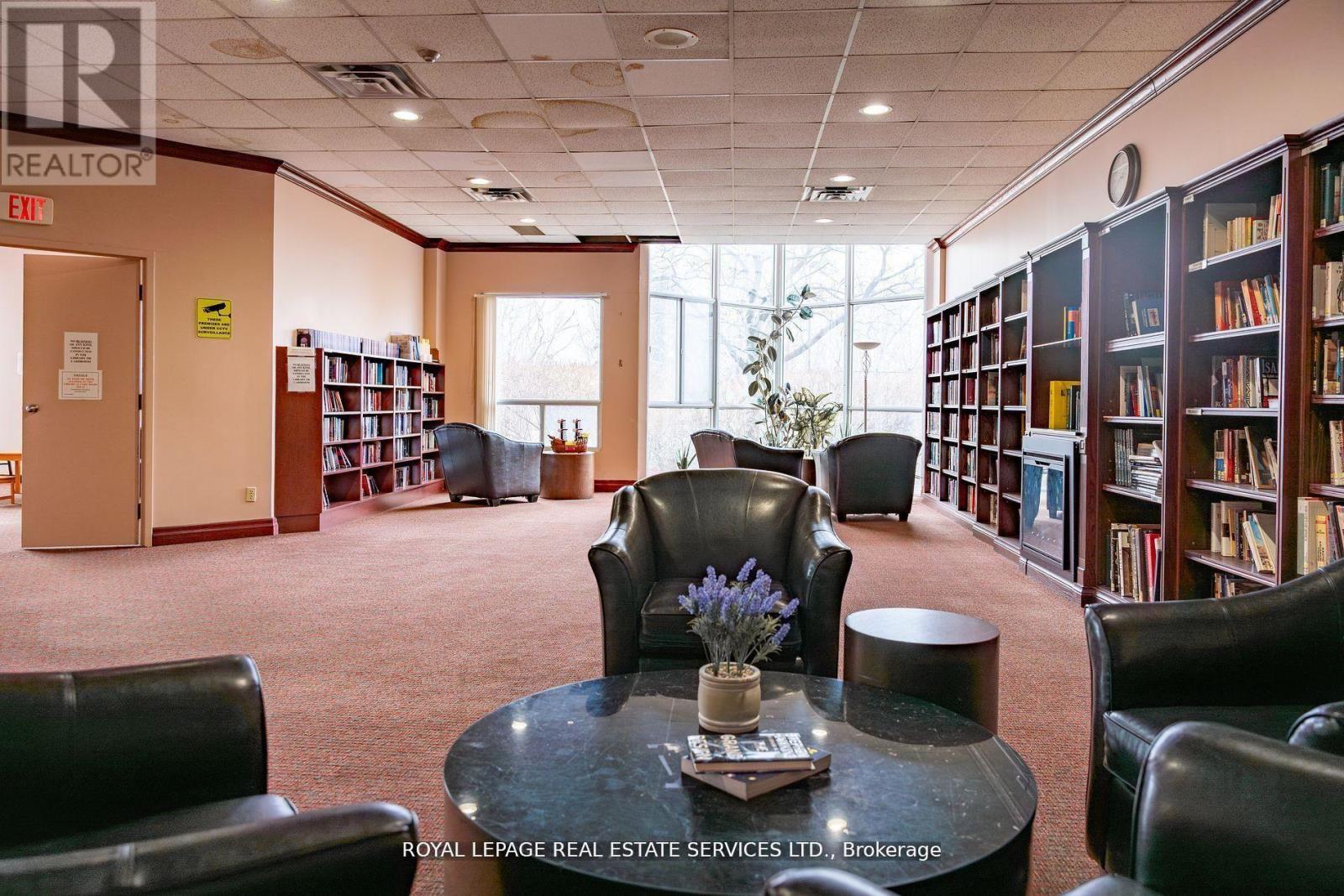 212 - 7 Concorde Place, Toronto, Ontario  M3C 3N4 - Photo 14 - C12560652