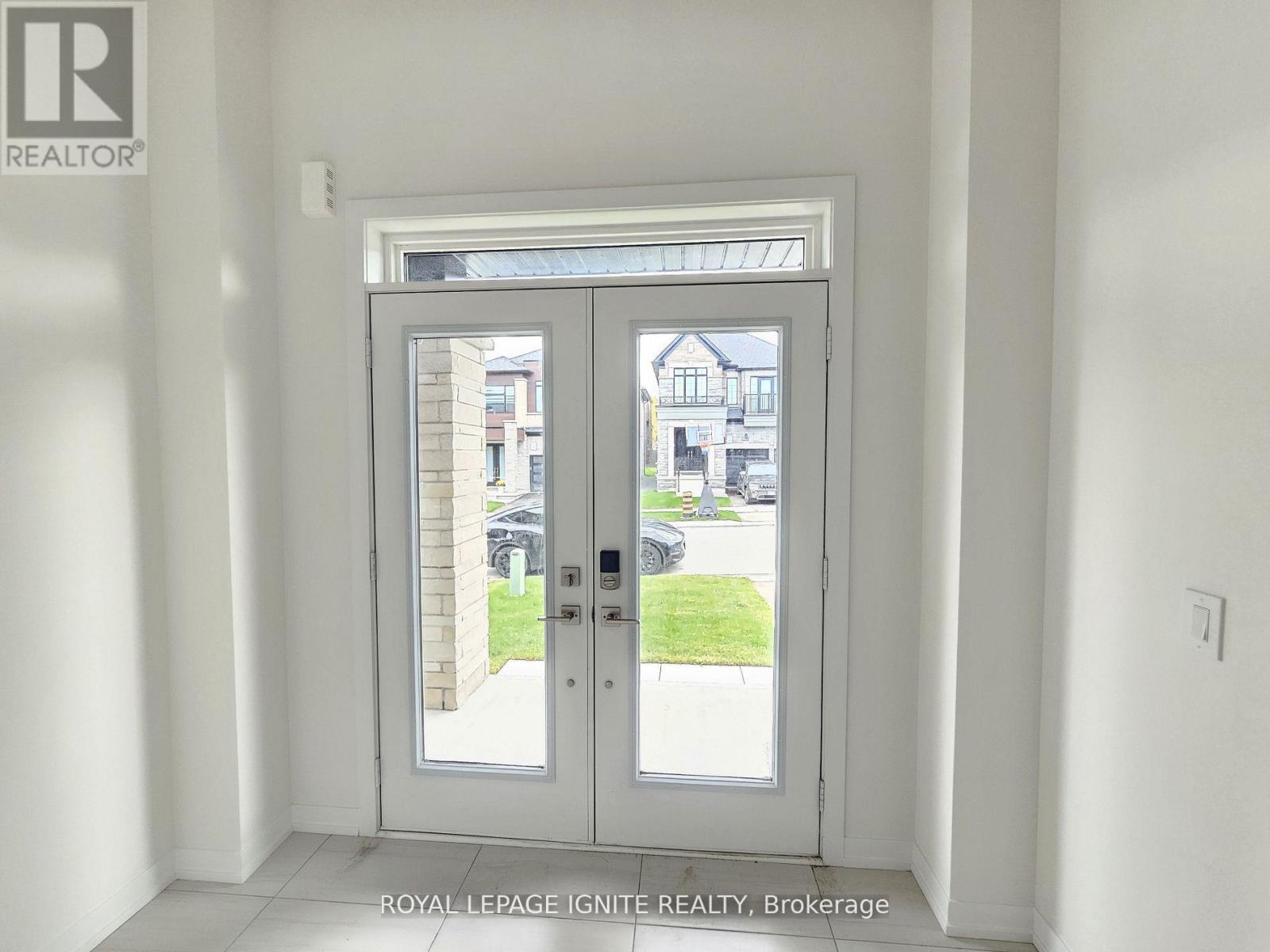 1848 Lotus Blossom Road, Pickering, Ontario  L1Y 0B6 - Photo 2 - E12560602