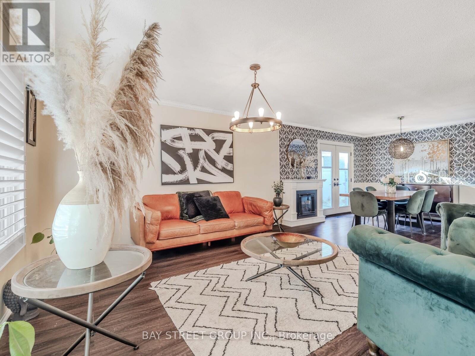 7 Whistling Hills Drive, Toronto, Ontario  M1V 2B6 - Photo 4 - E12560616