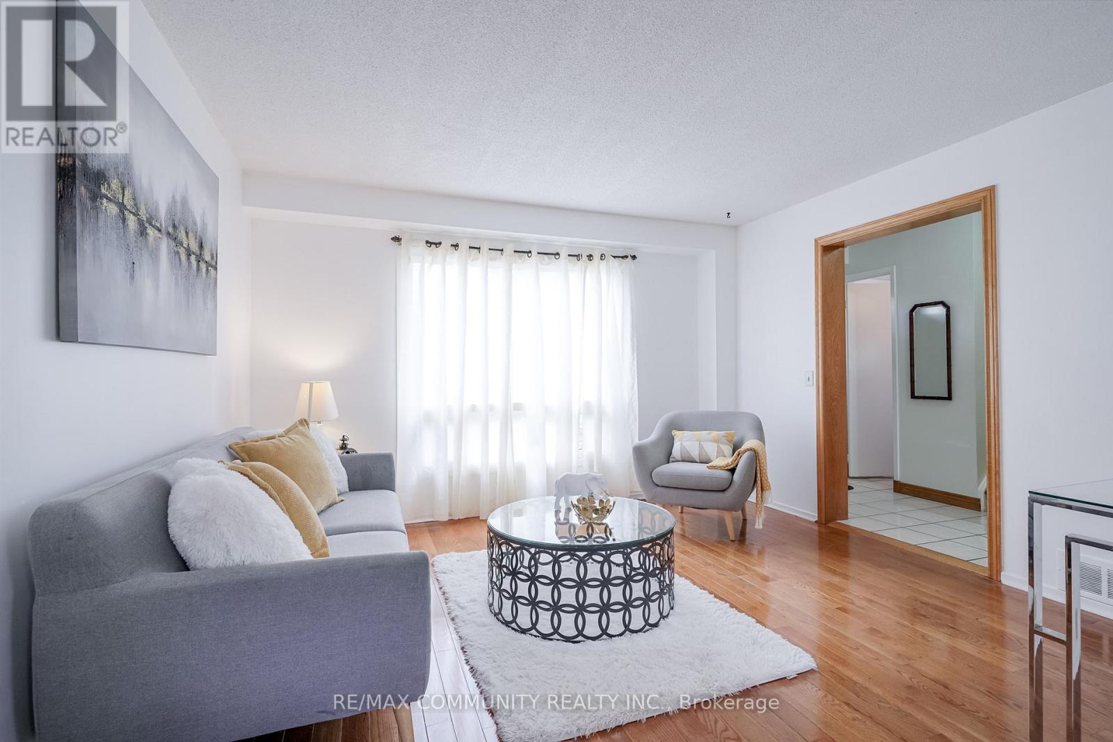 5 John Stoner Drive, Toronto, Ontario  M1B 3B7 - Photo 10 - E12560636