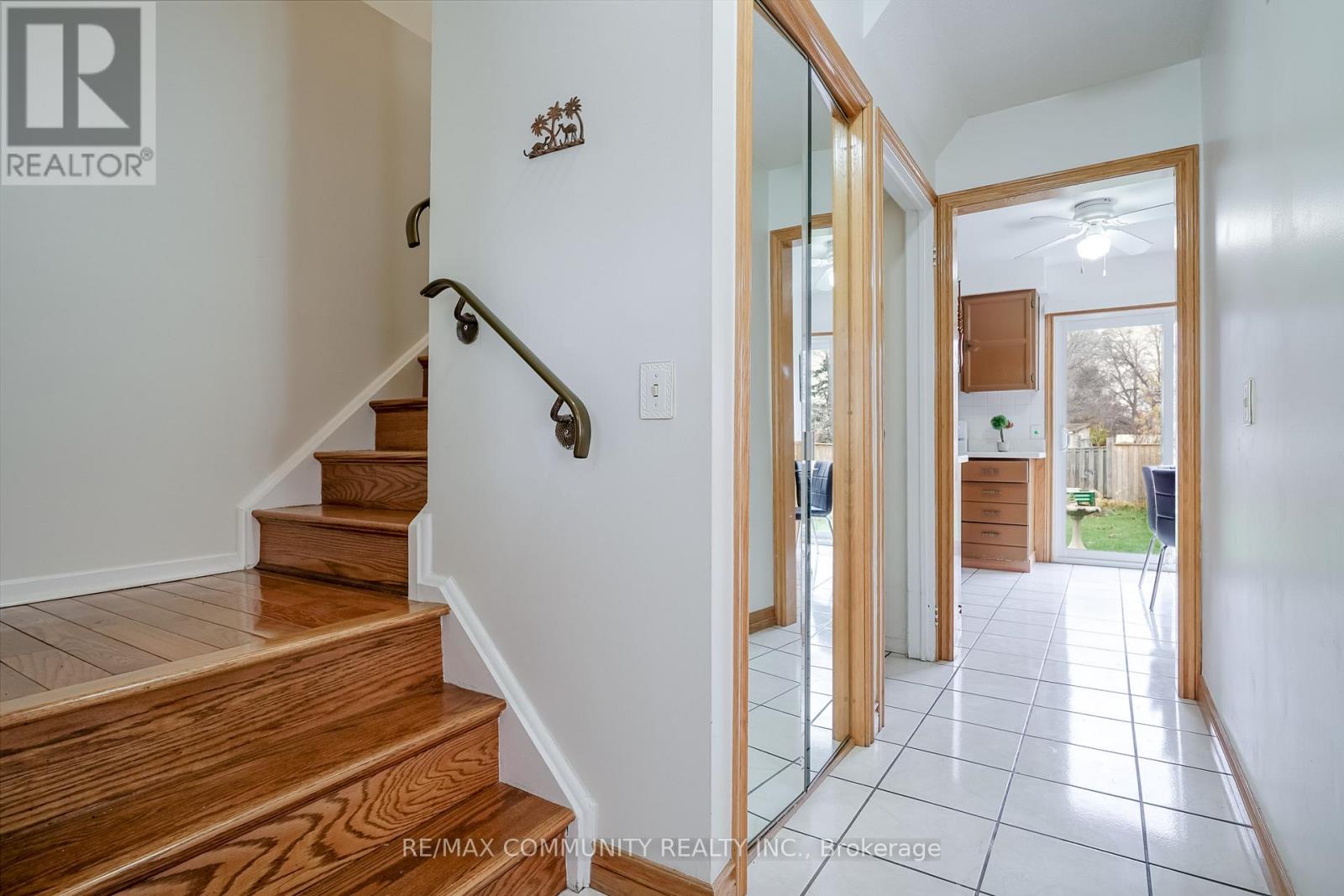 5 John Stoner Drive, Toronto, Ontario  M1B 3B7 - Photo 5 - E12560636