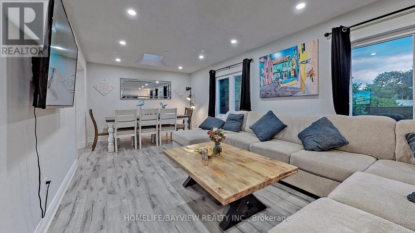 27 Hill Drive, Aurora, Ontario  L4G 3A7 - Photo 20 - N12560626