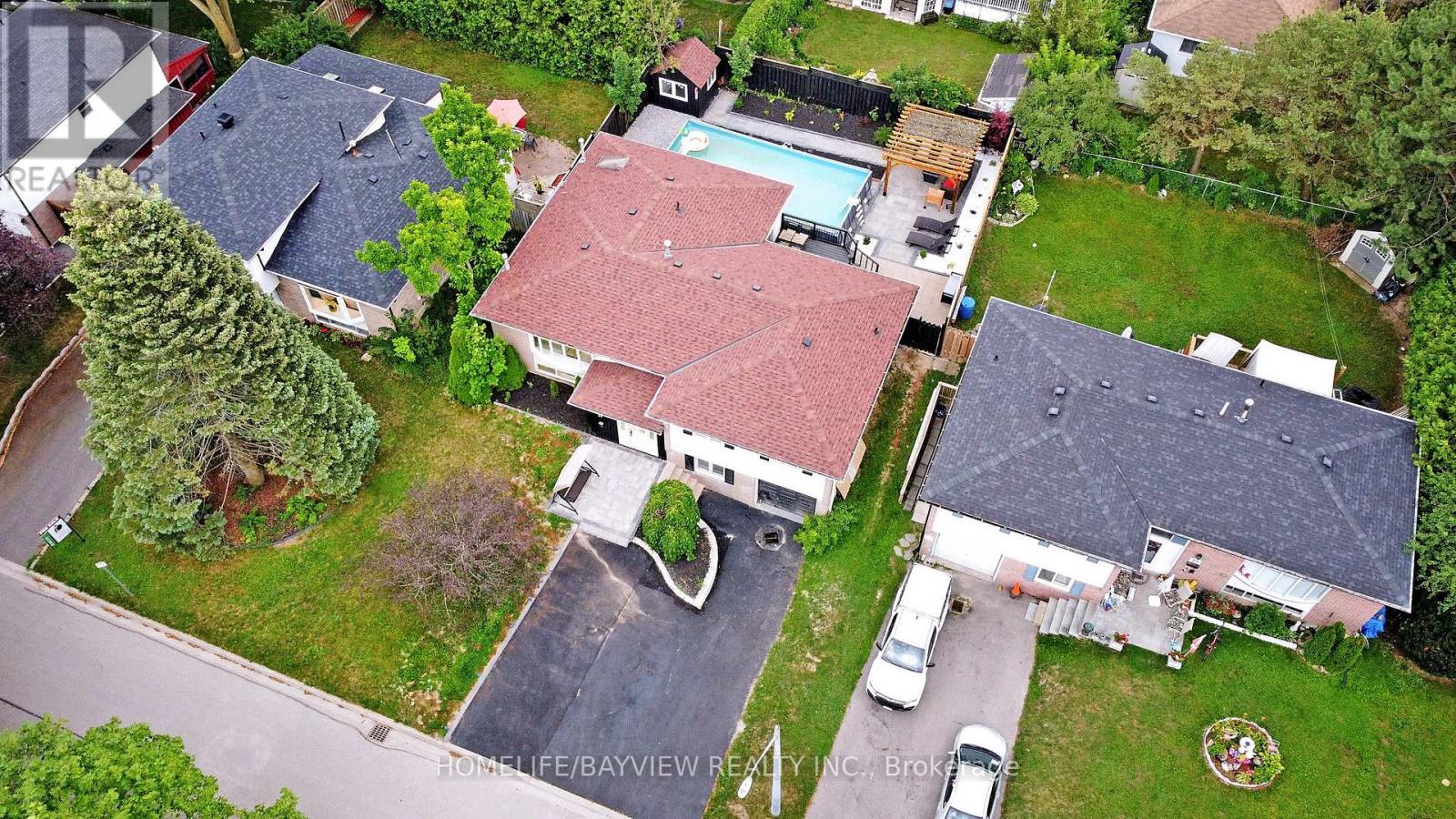 27 Hill Drive, Aurora, Ontario  L4G 3A7 - Photo 42 - N12560626