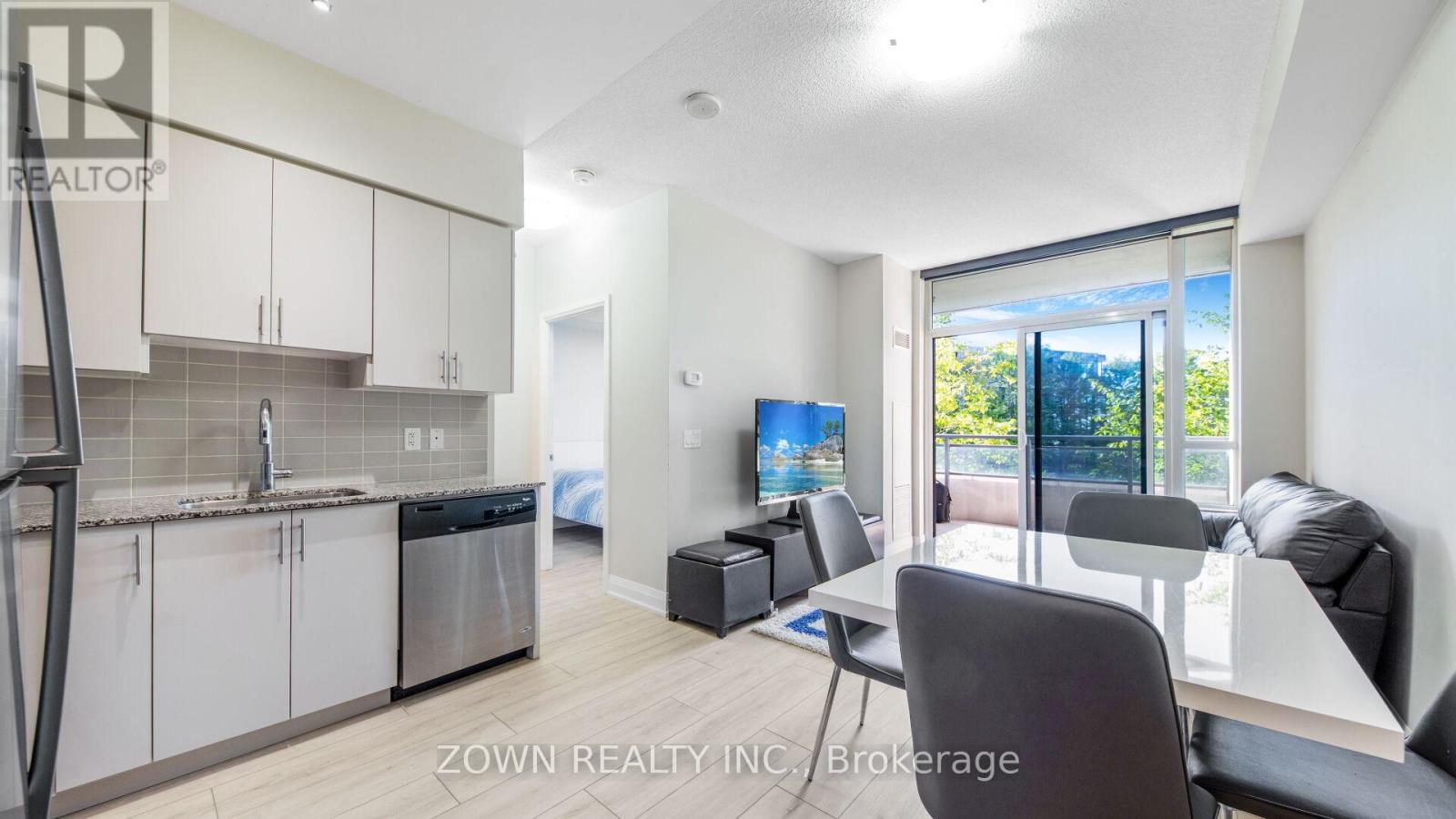 201 - 85 North Park Road, Vaughan, Ontario  L4J 0H9 - Photo 4 - N12560650