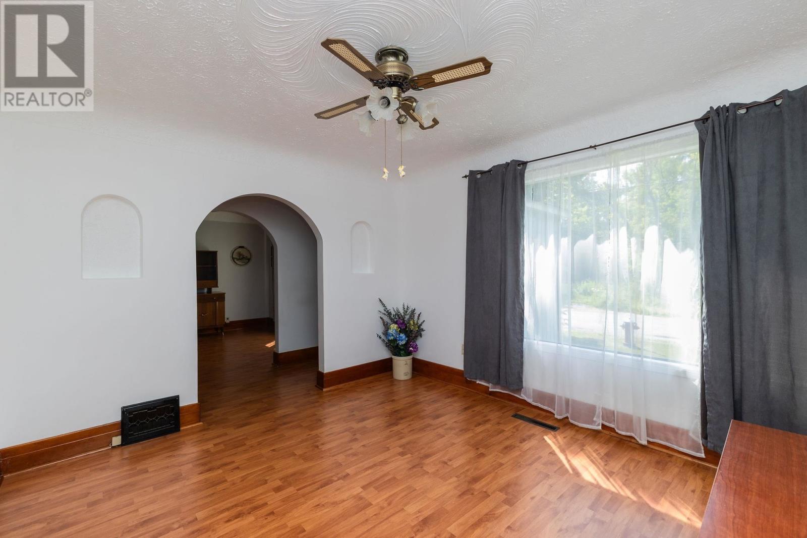 384 Laurier Ave, Sault Ste. Marie, Ontario  P6C 5J5 - Photo 28 - SM252838