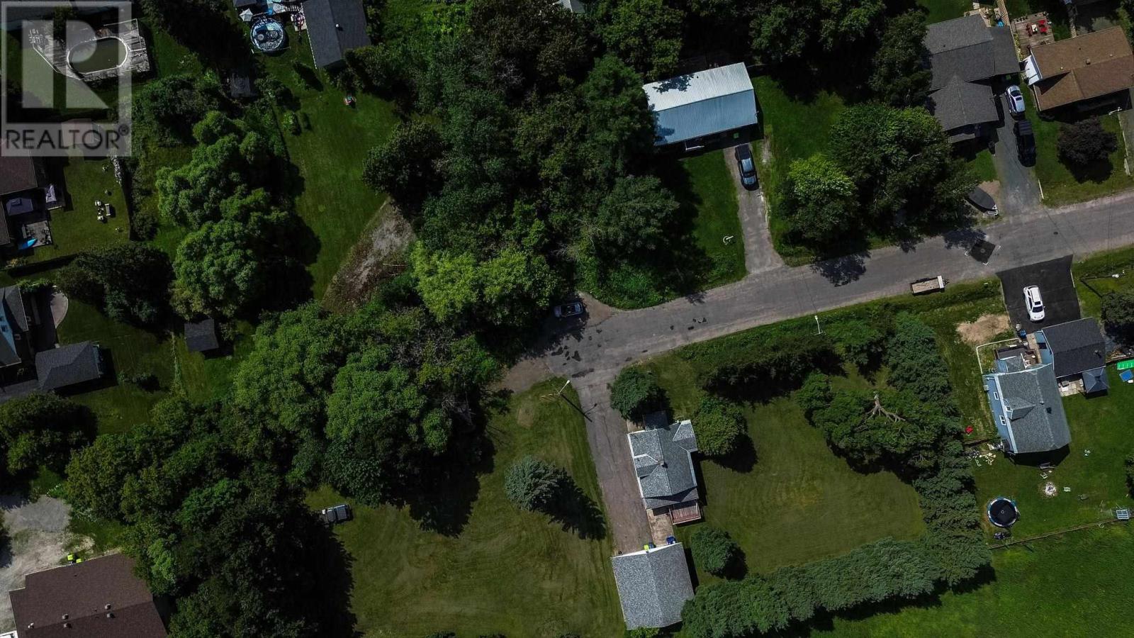 384 Laurier Ave, Sault Ste. Marie, Ontario  P6C 5J5 - Photo 4 - SM252838