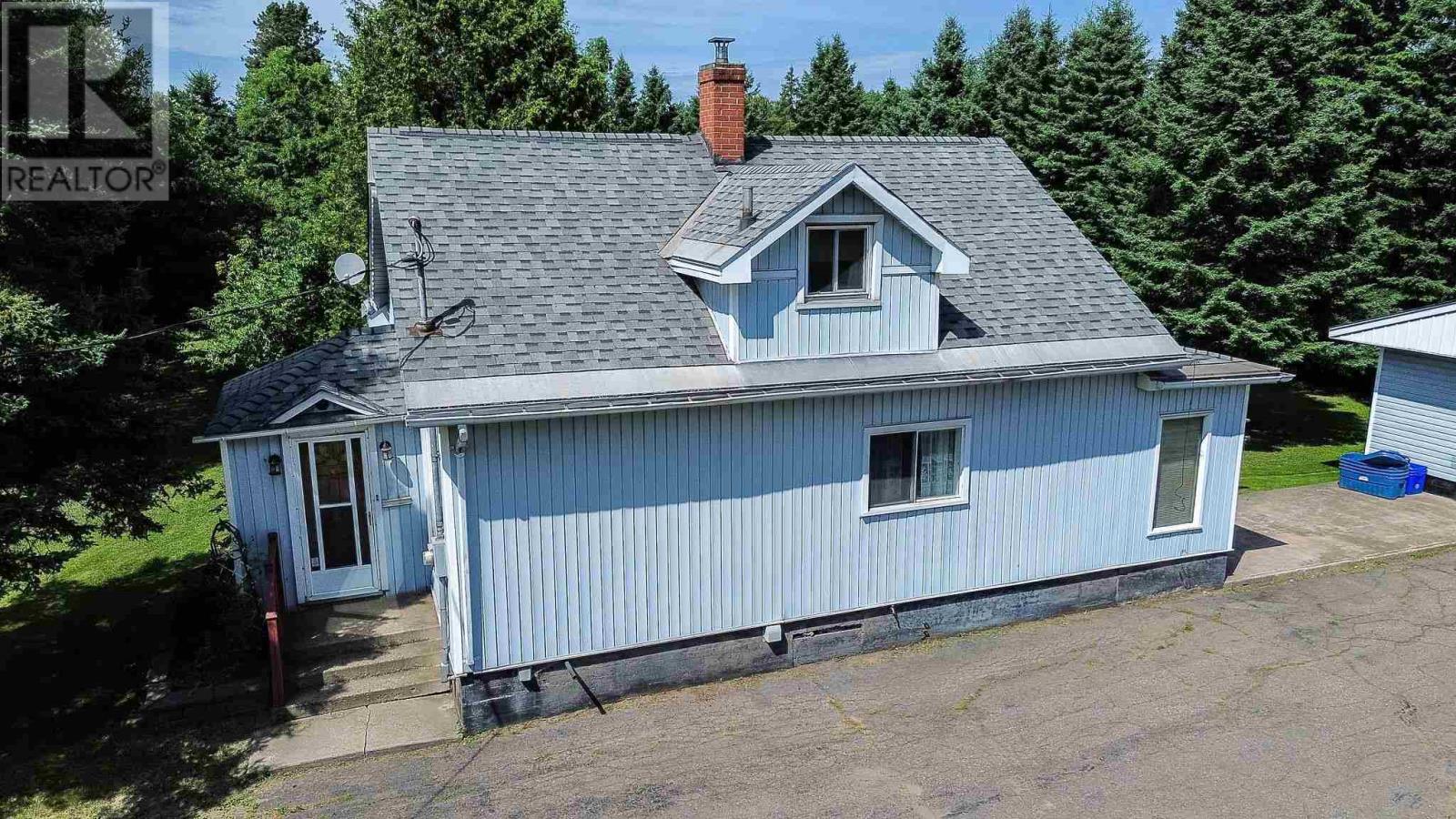 384 Laurier Ave, Sault Ste. Marie, Ontario  P6C 5J5 - Photo 5 - SM252838