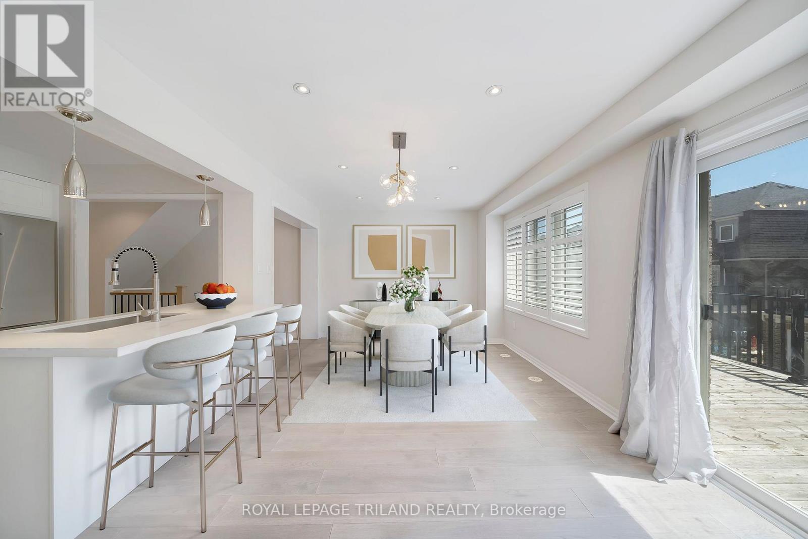 244 Ellen Davidson Drive, Oakville, Ontario  L6M 0V2 - Photo 14 - W12560710