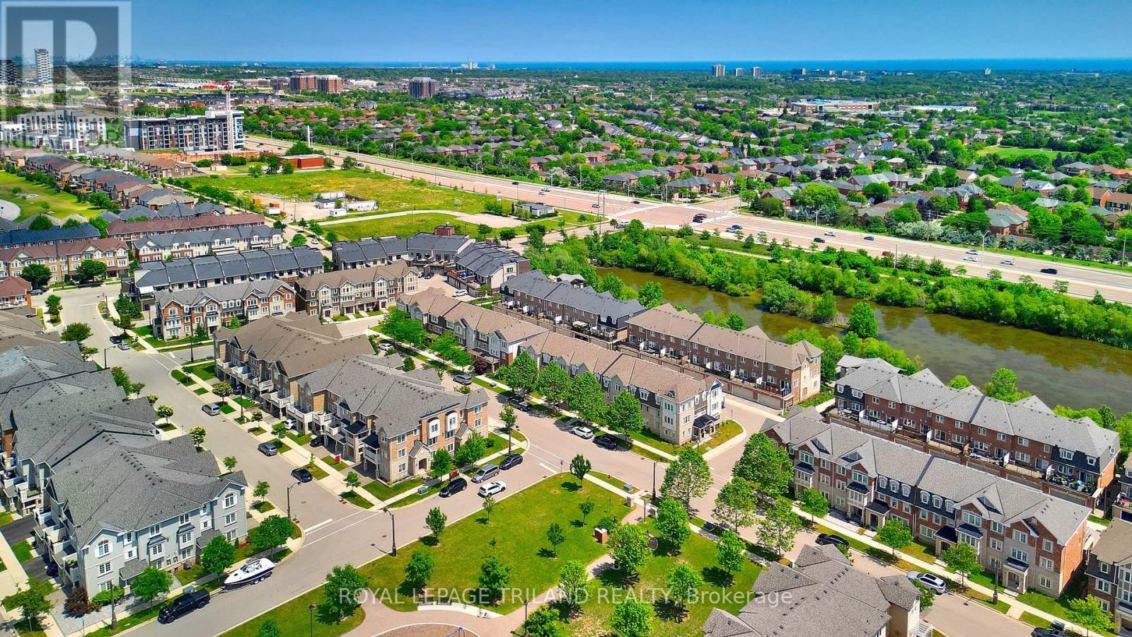 244 Ellen Davidson Drive, Oakville, Ontario  L6M 0V2 - Photo 35 - W12560710