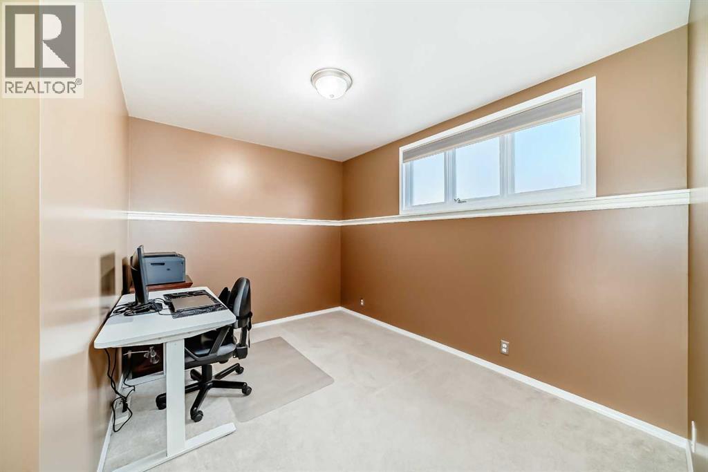 172 Sunvale Crescent Se, Calgary, Alberta  T2S 2P7 - Photo 32 - A2266284