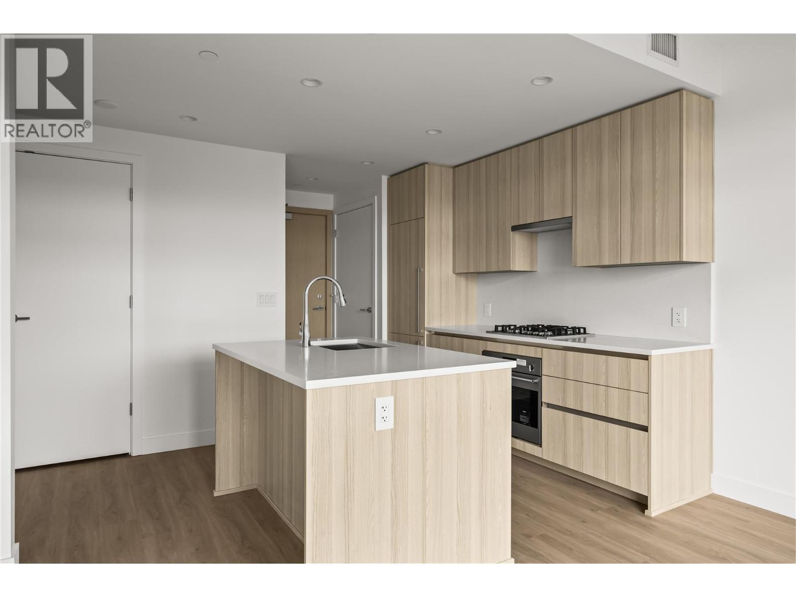 1626 Water Street Unit# 2705 Kelowna Photo 4