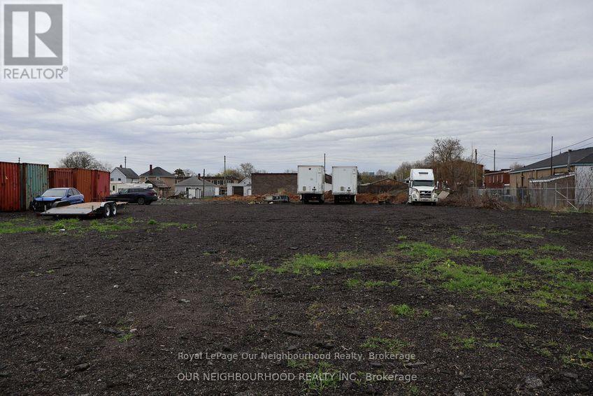 212 BURGAR STREET, Welland, Ontario