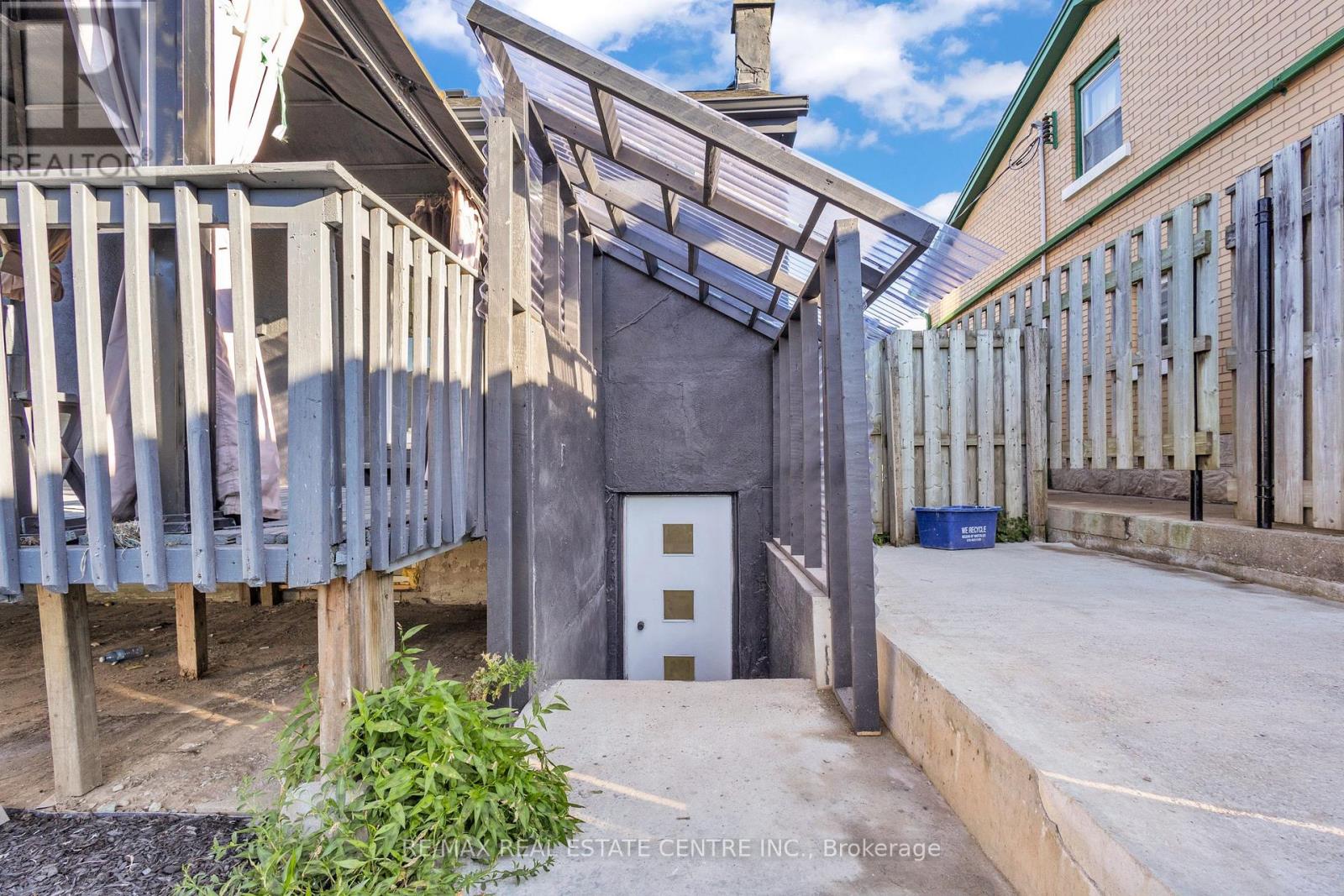 84 Avalon Place, Kitchener, Ontario  N2M 4N7 - Photo 22 - X12560596