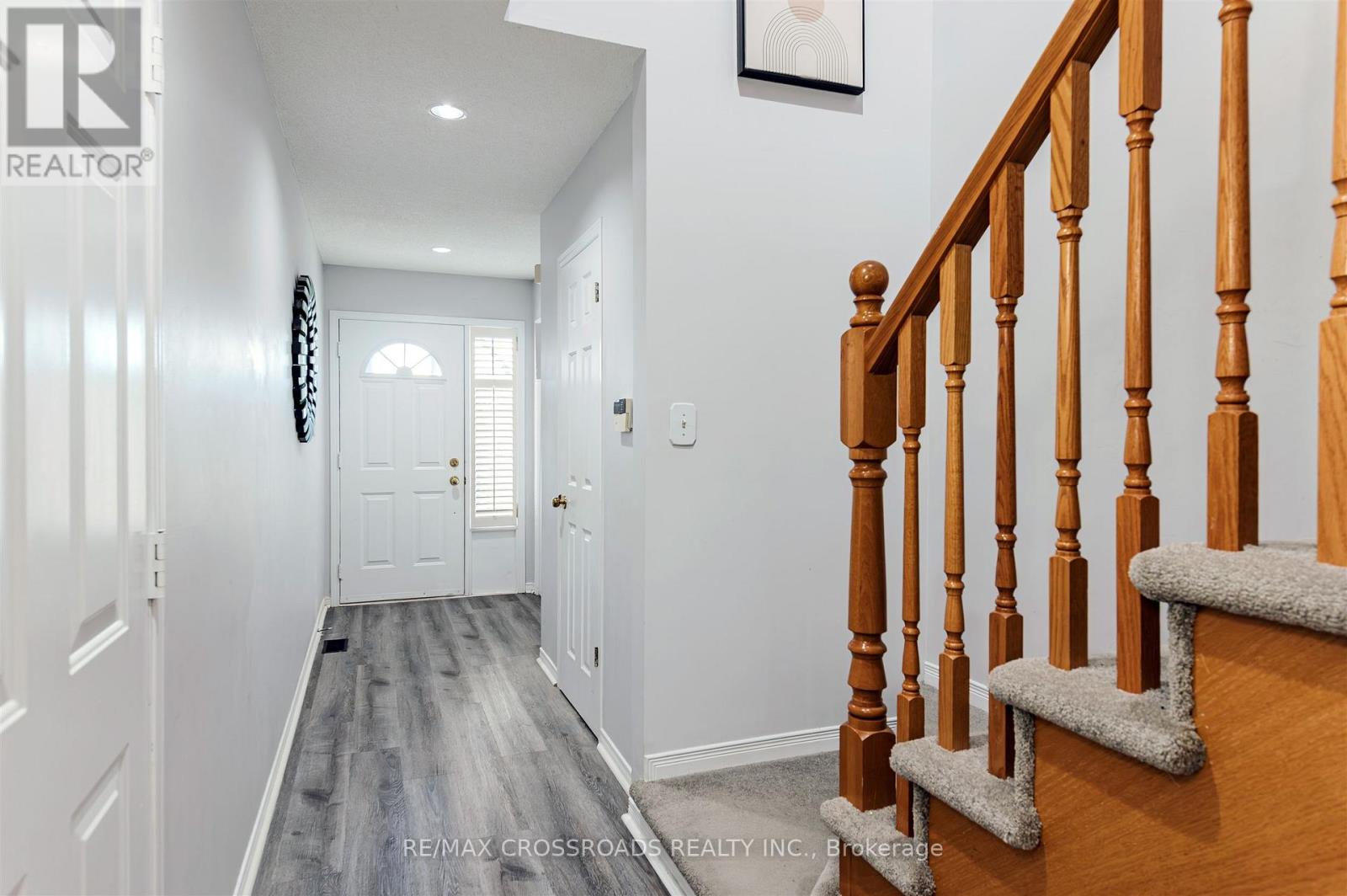 41 - 1889 Upper Wentworth Street, Hamilton, Ontario  L9B 2T8 - Photo 2 - X12560624