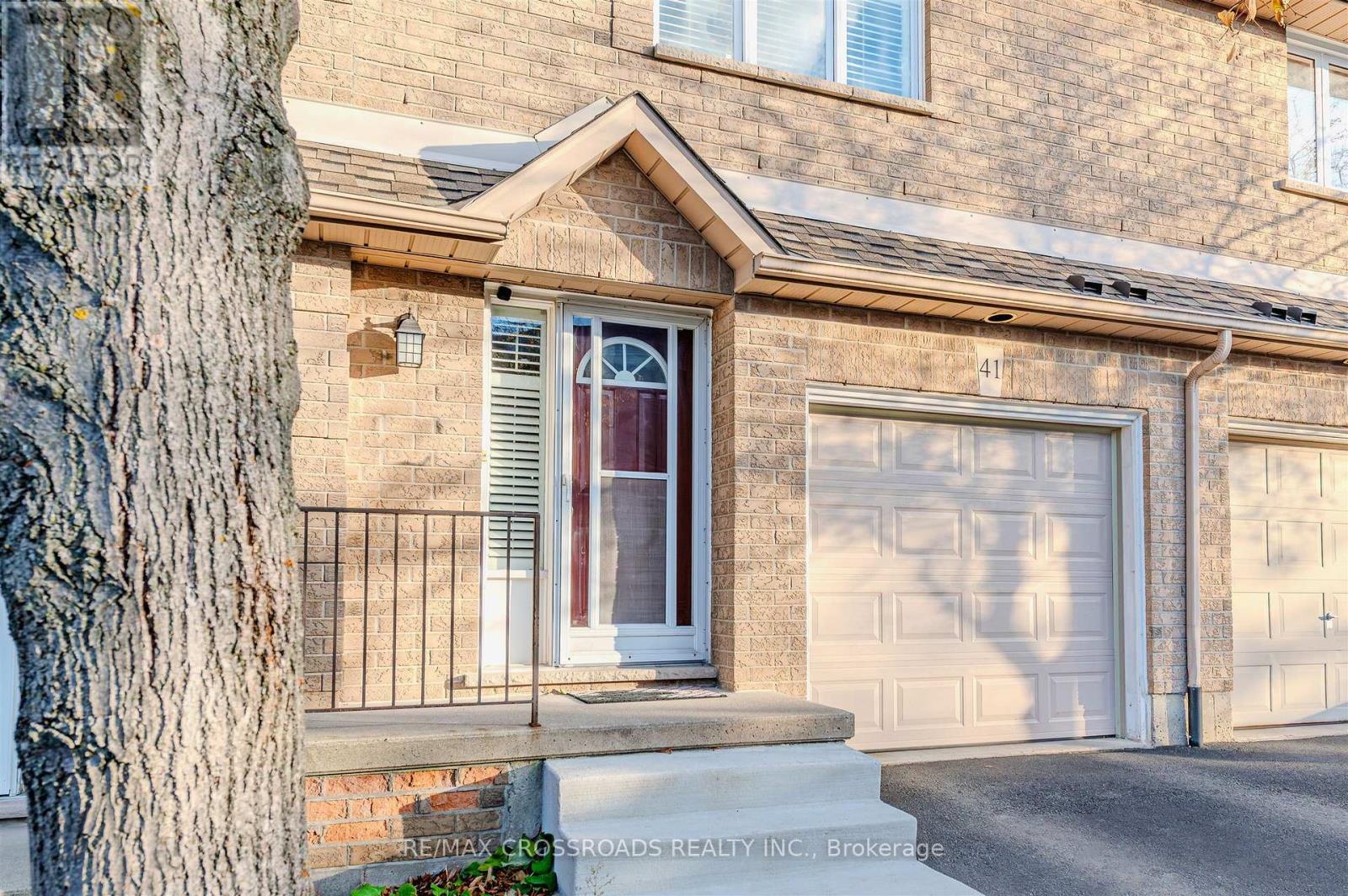 41 - 1889 Upper Wentworth Street, Hamilton, Ontario  L9B 2T8 - Photo 35 - X12560624