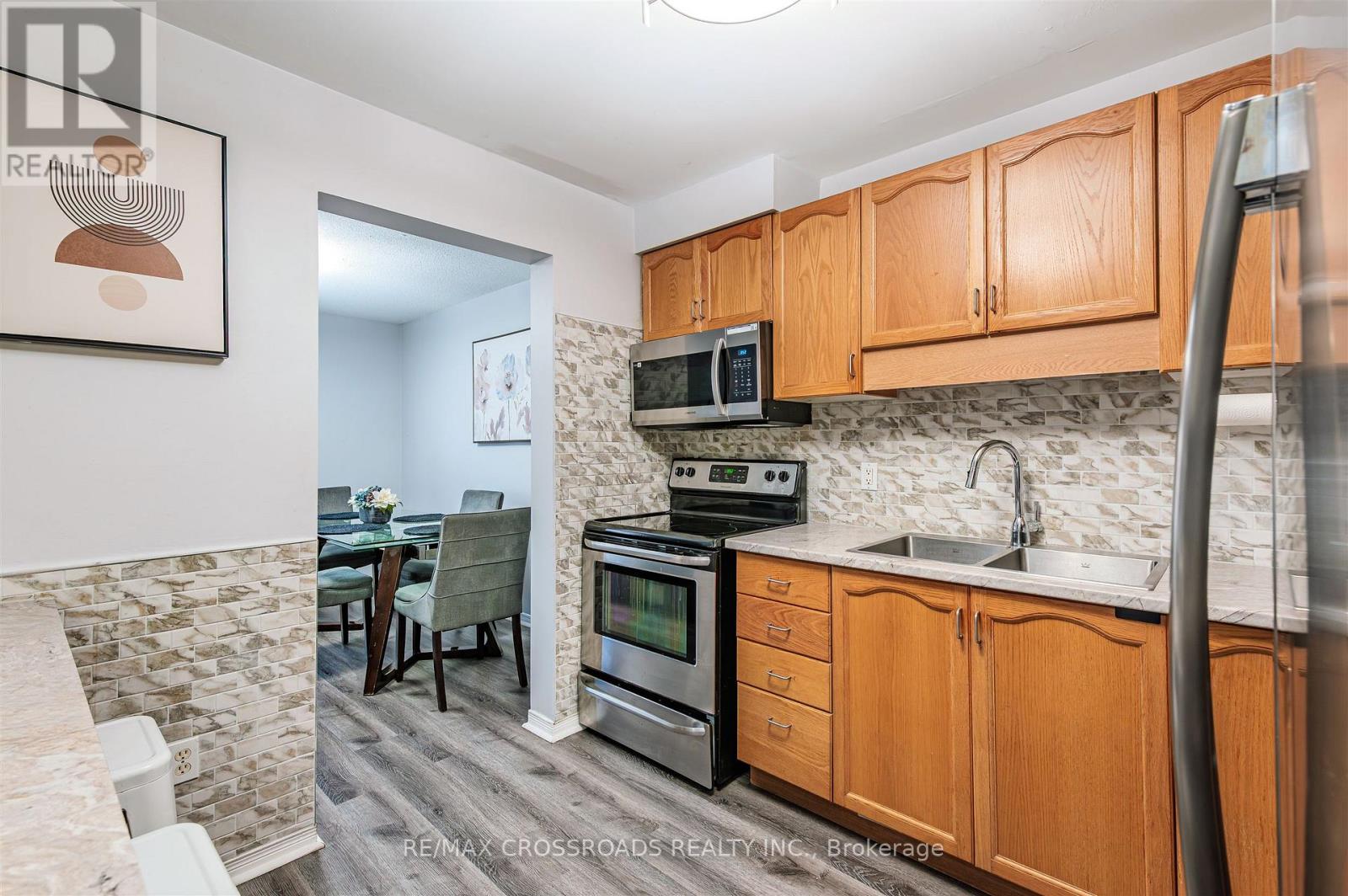 41 - 1889 Upper Wentworth Street, Hamilton, Ontario  L9B 2T8 - Photo 7 - X12560624