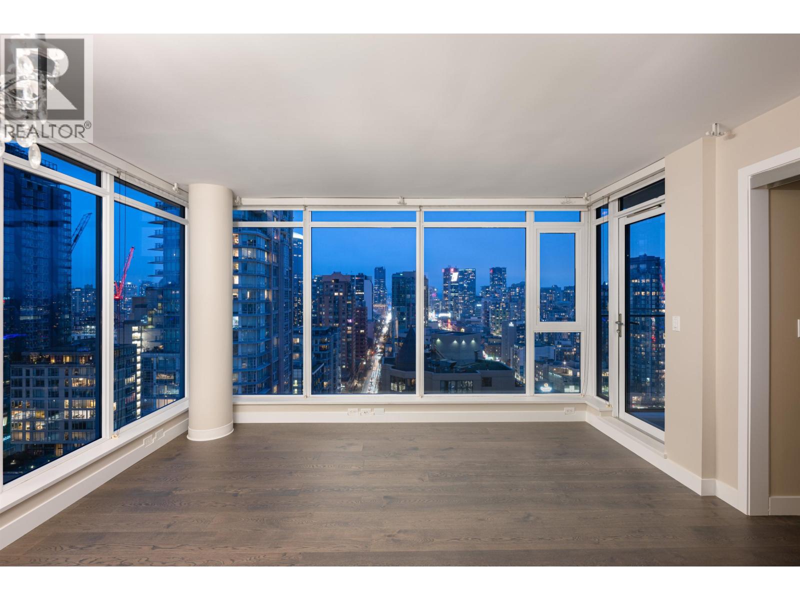 2701 1351 Continental Street, Vancouver, British Columbia  V6Z 0C6 - Photo 2 - R3068900