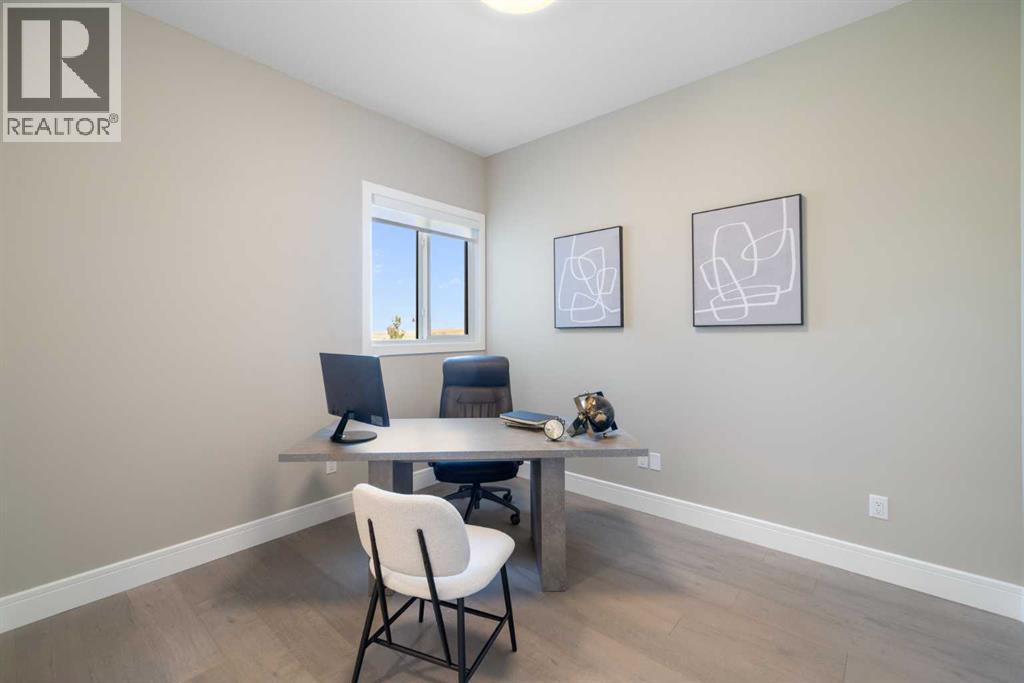 16 Sunvalley View, Cochrane, Alberta  T4C 0X8 - Photo 17 - A2269248