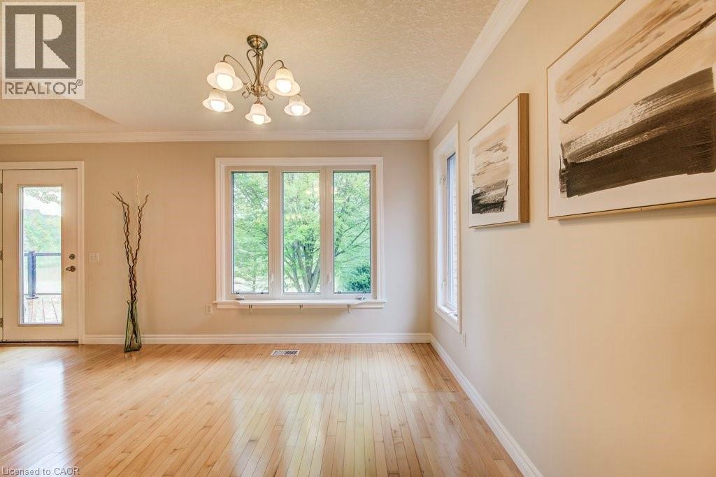 670 Salzburg Drive, Waterloo, Ontario  N2V 2N8 - Photo 19 - 40785373