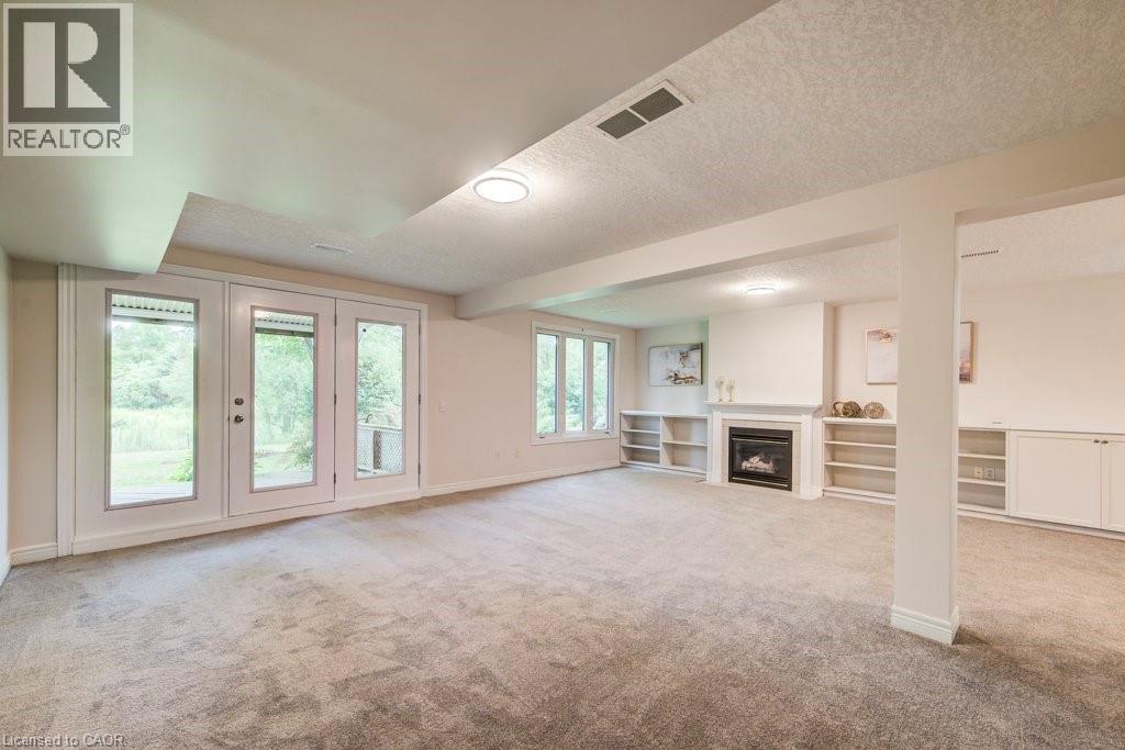 670 Salzburg Drive, Waterloo, Ontario  N2V 2N8 - Photo 40 - 40785373