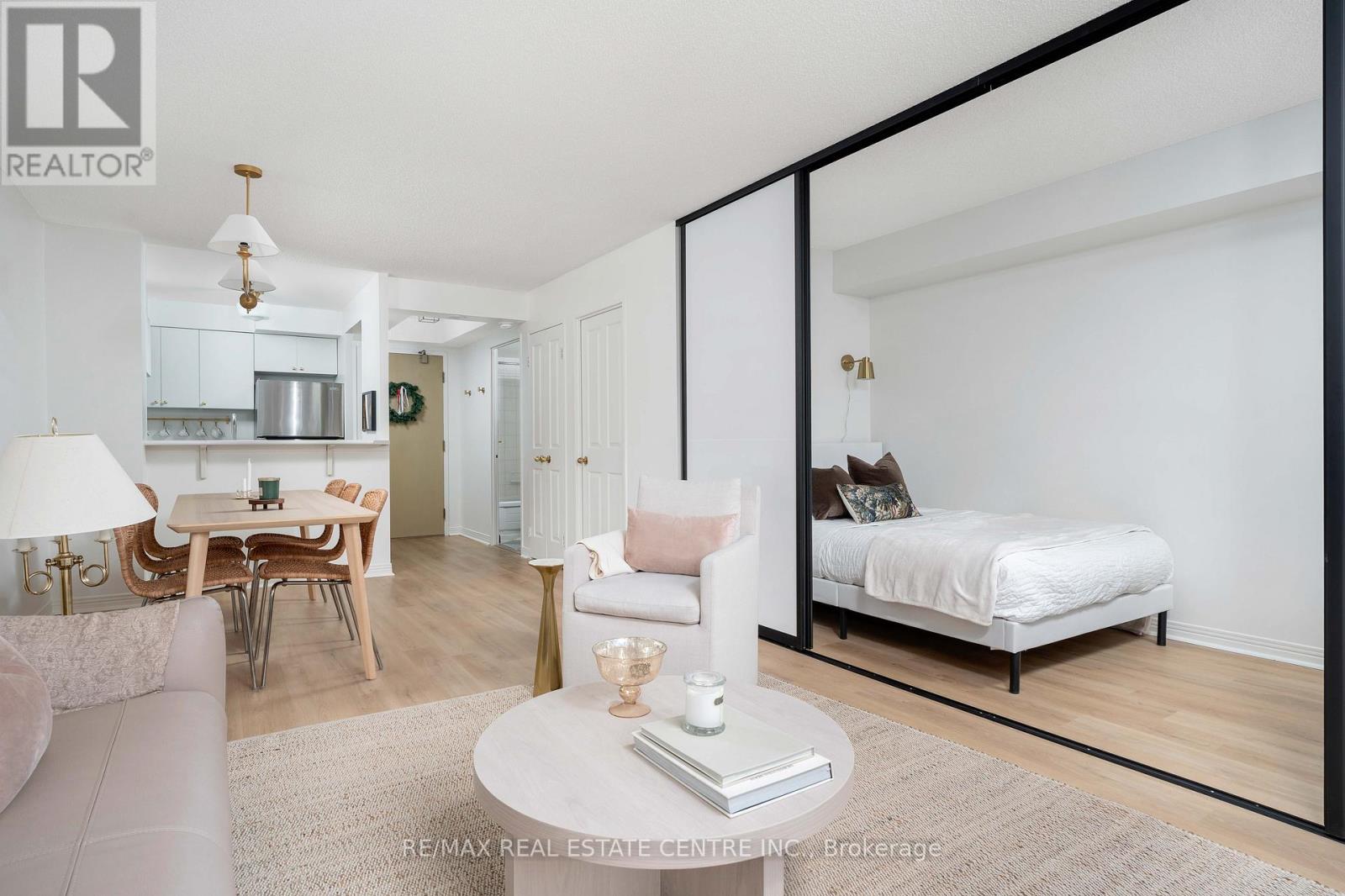 616 - 942 Yonge Street, Toronto, Ontario  M4W 3S8 - Photo 10 - C12560658