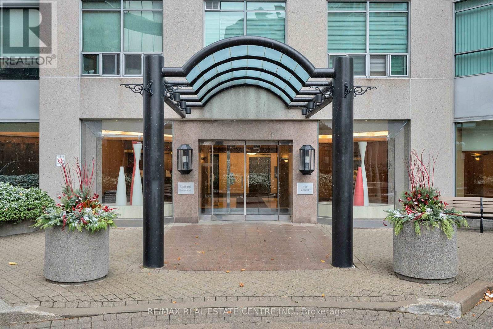 616 - 942 Yonge Street, Toronto, Ontario  M4W 3S8 - Photo 3 - C12560658