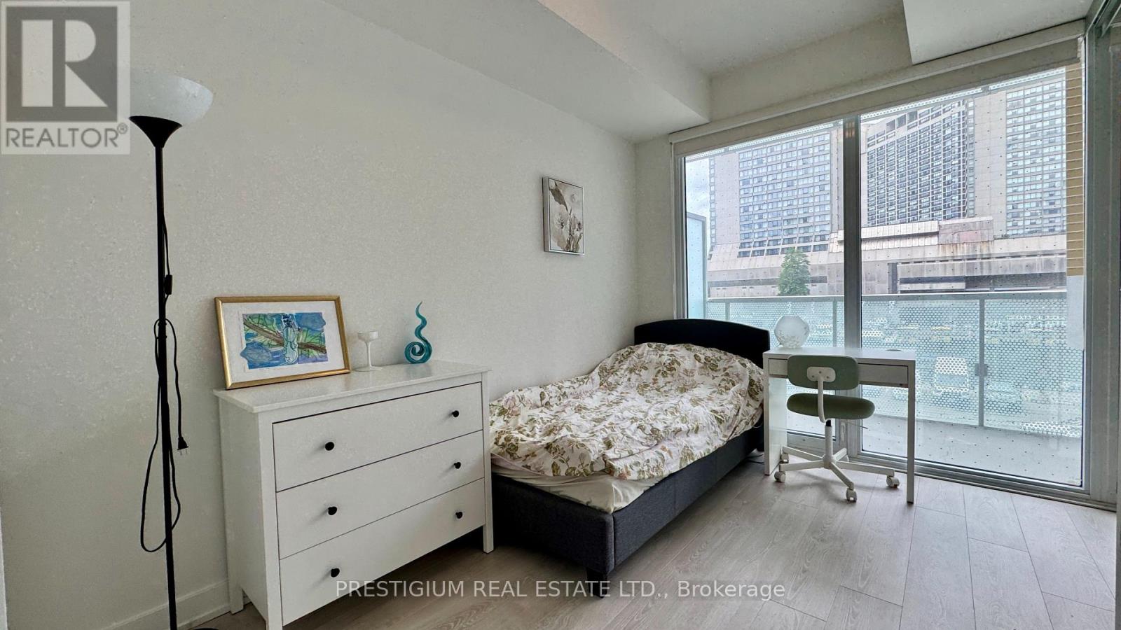 216 - 15 Queens Quay E, Toronto, Ontario  M5E 0C5 - Photo 14 - C12560674