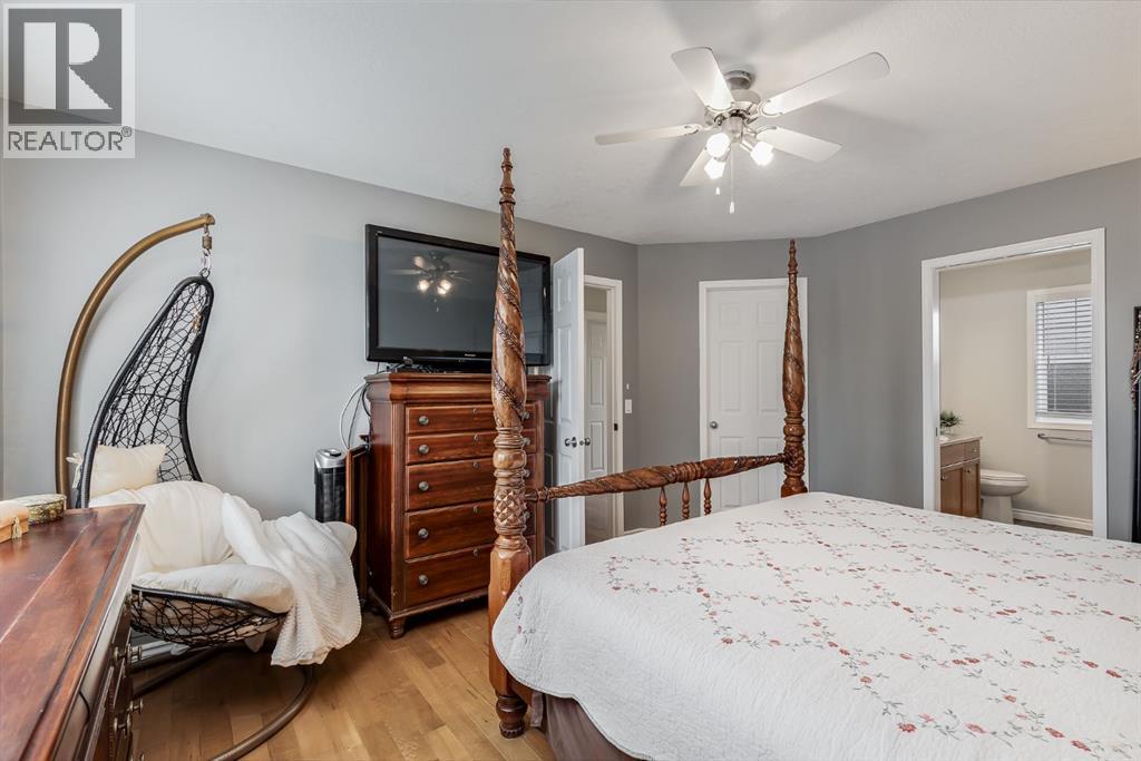 149 Thornfield Close Se, Airdrie, Alberta  T4A 2K8 - Photo 17 - A2268141