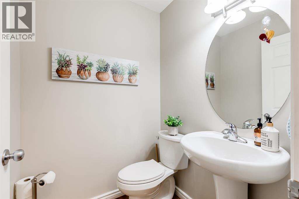 149 Thornfield Close Se, Airdrie, Alberta  T4A 2K8 - Photo 15 - A2268141