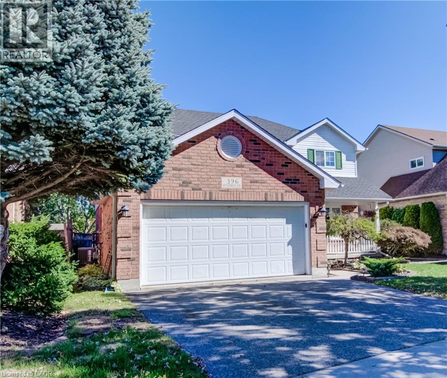 396 Otterbein Road, Kitchener, Ontario  N2B 3V8 - Photo 2 - 40787436