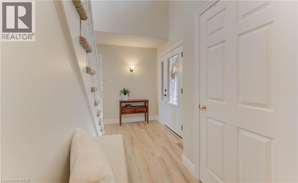 396 Otterbein Road, Kitchener, Ontario  N2B 3V8 - Photo 5 - 40787436