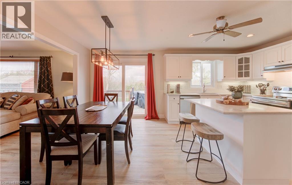 396 Otterbein Road, Kitchener, Ontario  N2B 3V8 - Photo 11 - 40787436