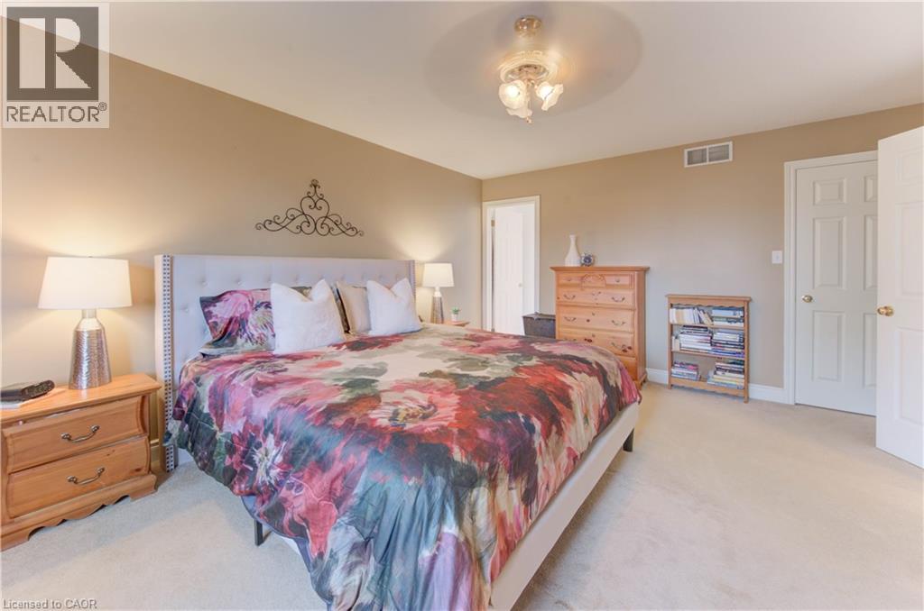 396 Otterbein Road, Kitchener, Ontario  N2B 3V8 - Photo 27 - 40787436