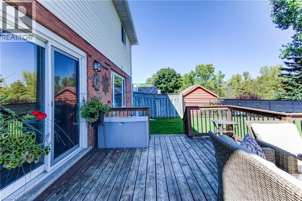 396 Otterbein Road, Kitchener, Ontario  N2B 3V8 - Photo 38 - 40787436