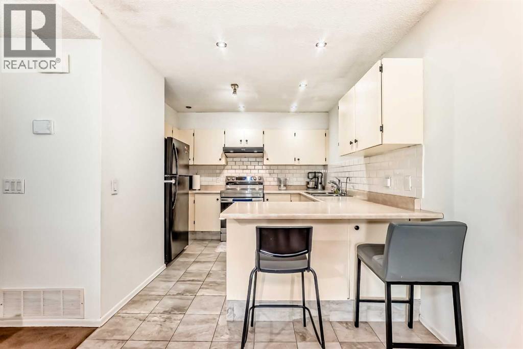 111, 3015 51 Street Sw, Calgary, Alberta  T3E 6N5 - Photo 4 - A2270147