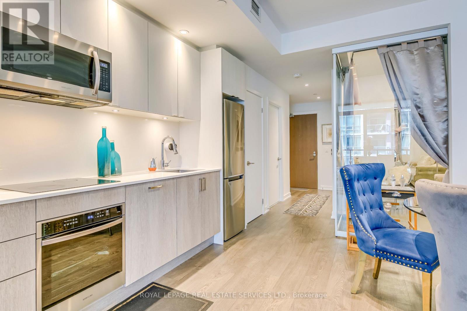 1805 - 1926 Lake Shore Boulevard W, Toronto, Ontario  M6S 1A1 - Photo 9 - W12460191