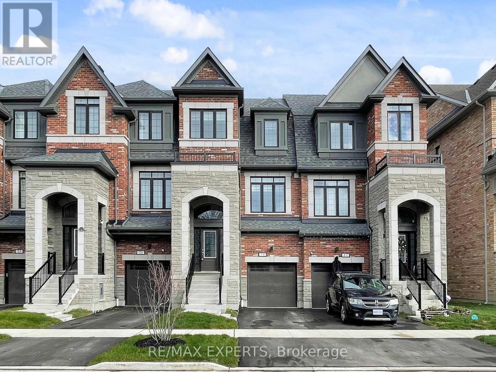 19 FRANK LLOYD WRIGHT STREET, Whitby, Ontario