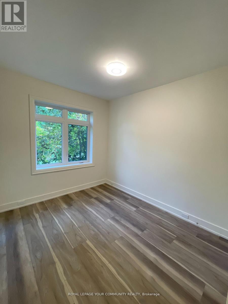 8 - 263 Barrie Street W, Bradford West Gwillimbury, Ontario  L3Z 1A2 - Photo 10 - N12560668