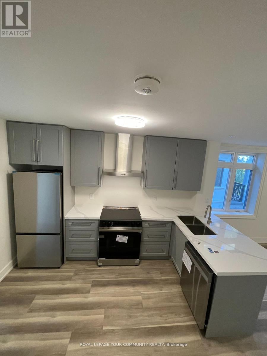 8 - 263 Barrie Street W, Bradford West Gwillimbury, Ontario  L3Z 1A2 - Photo 7 - N12560668