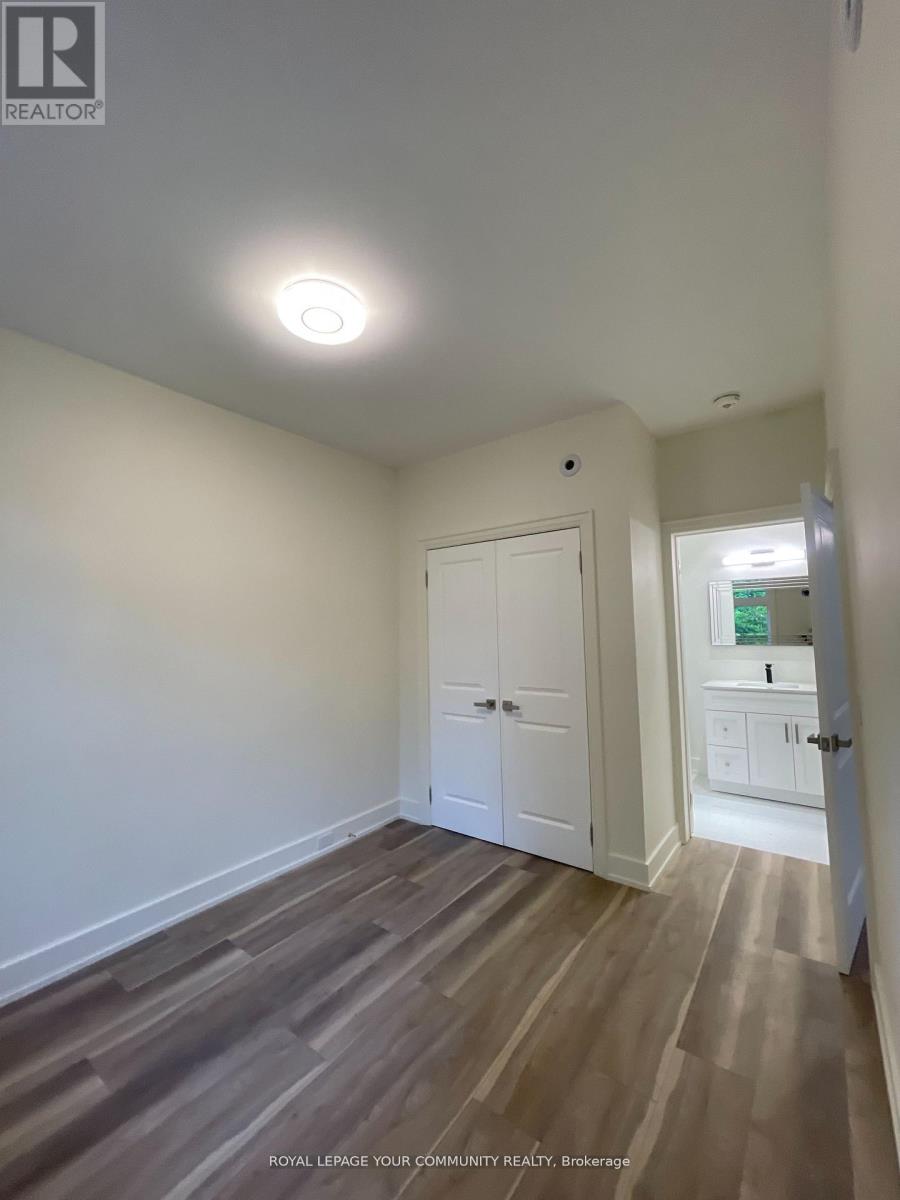 8 - 263 Barrie Street W, Bradford West Gwillimbury, Ontario  L3Z 1A2 - Photo 9 - N12560668