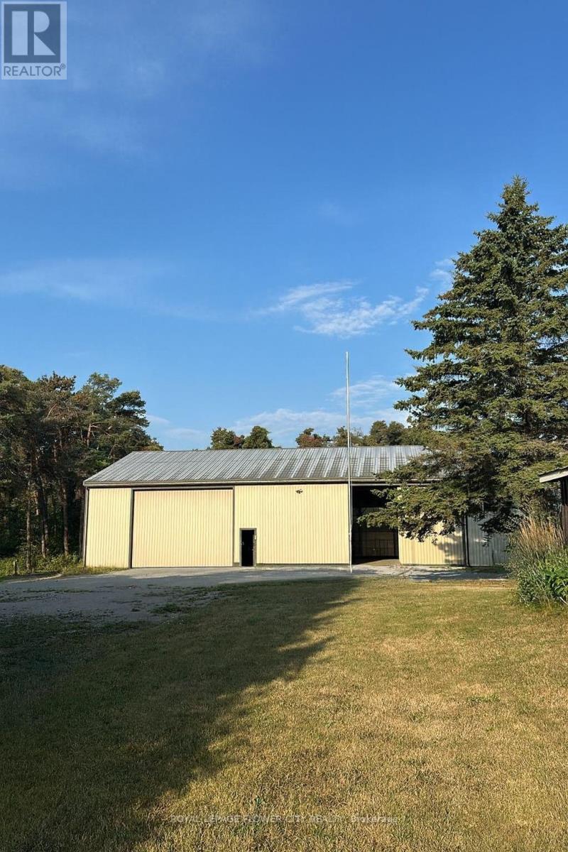 SHED 1 - 7076 5TH SIDE ROAD N, Innisfil, Ontario
