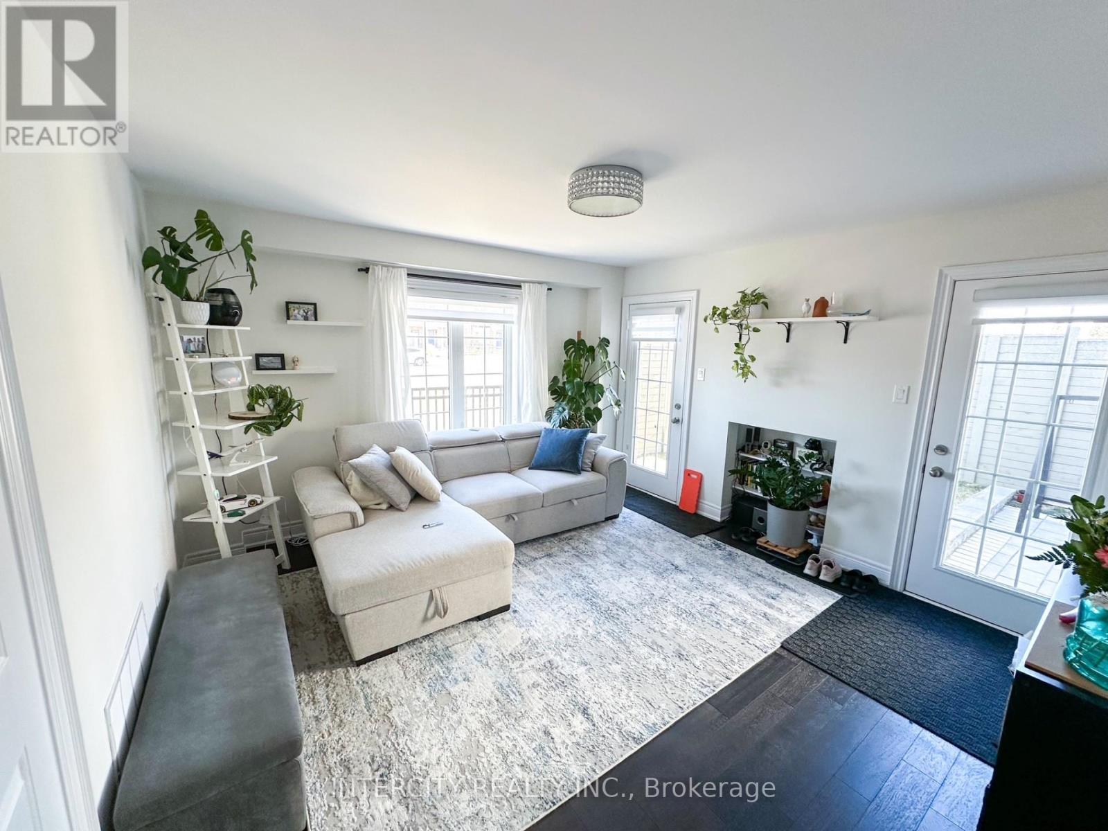 Main - 280 Oxford Street, Richmond Hill, Ontario  L4C 7V8 - Photo 10 - N12560698