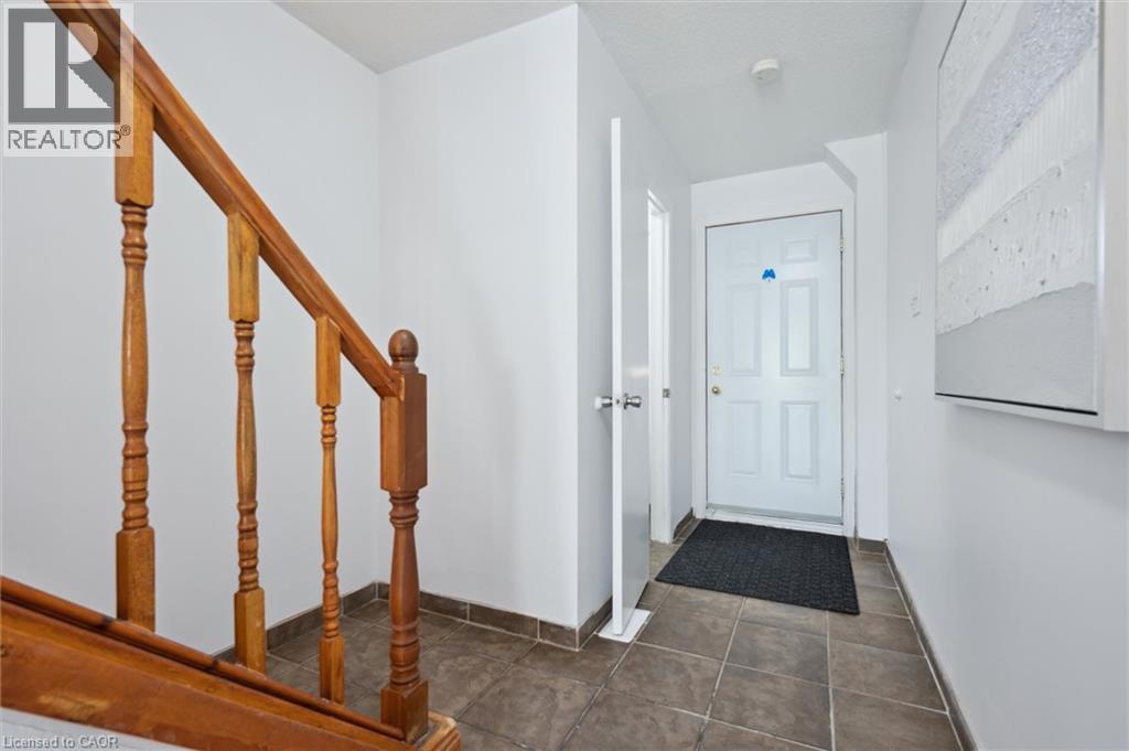 302 Bluevale Street N Unit# D, Waterloo, Ontario  N2J 4G3 - Photo 6 - 40726352